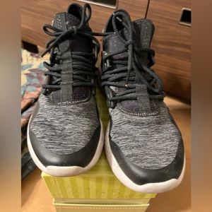 Reebok size 7 ultralight slip on UK 4 1/2 Eu 37.5.